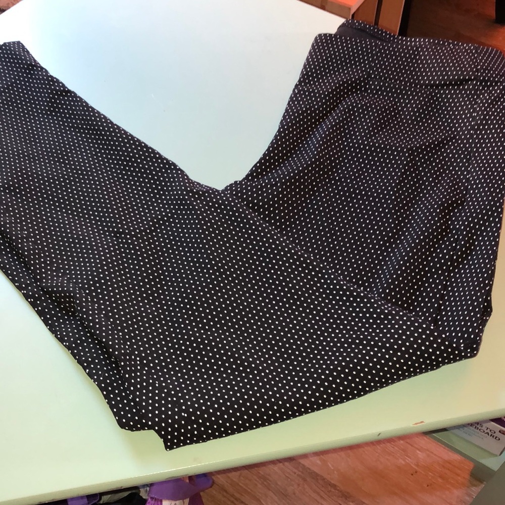 Chico’s So Slimming Ankle pant size 0 polka dot